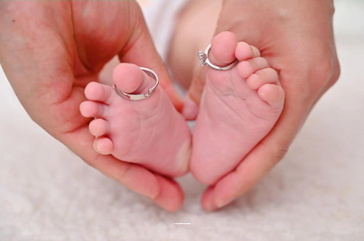 沭阳宝宝不抱就哭怎么办 沭阳宝宝不抱就哭怎么办