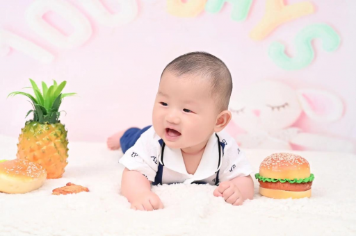 沭阳宝宝在妈妈肚子里